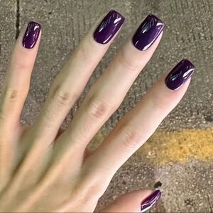 FALSE NAILS Beautiful Purple Classy Nails